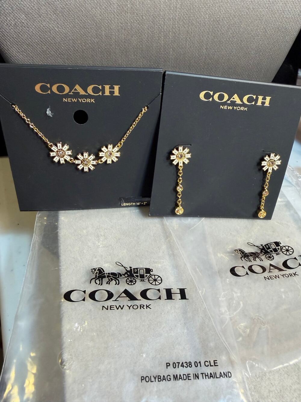 Coach Triple Daisy Necklace & Earrings Set Gold White Flower Jewelry NWT